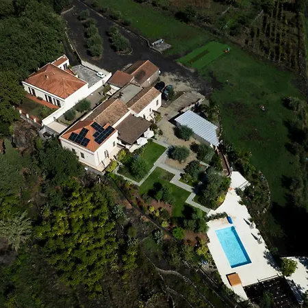 Bed & Breakfast Donna Cinzia Relais Santa Venerina